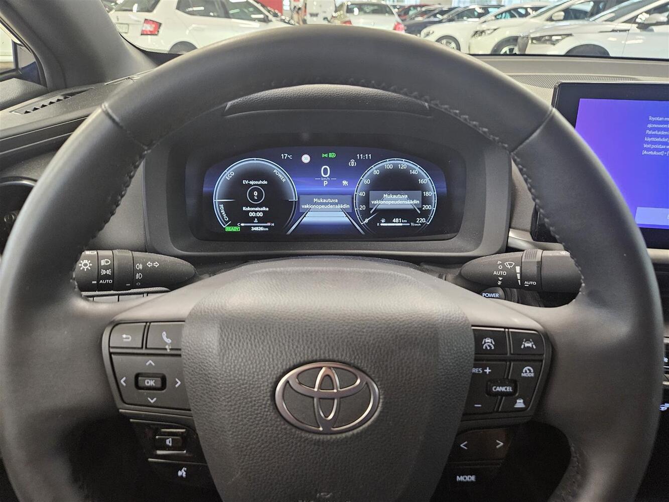 Toyota C-HR vaihtoauto