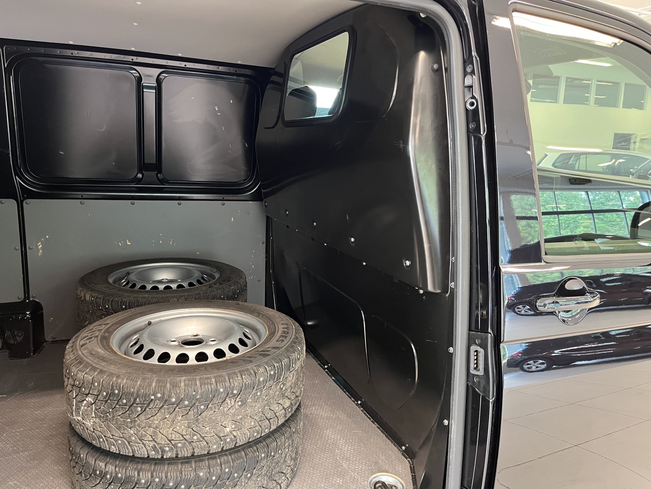 Volkswagen Transporter vaihtoauto
