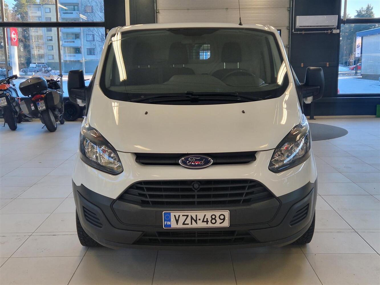 Ford Transit Custom vaihtoauto
