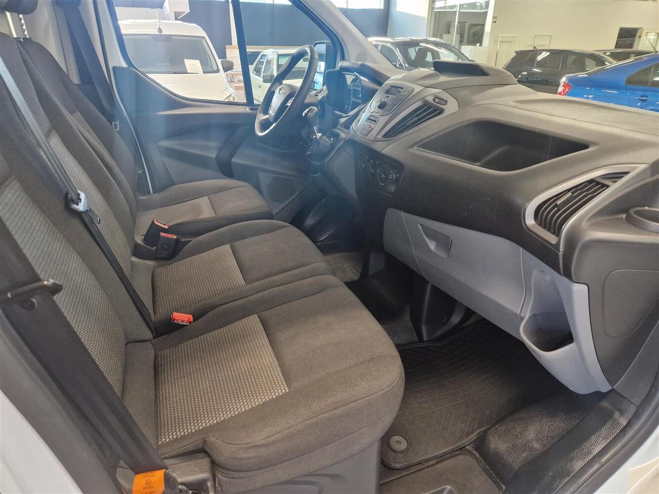 Ford Transit Custom vaihtoauto