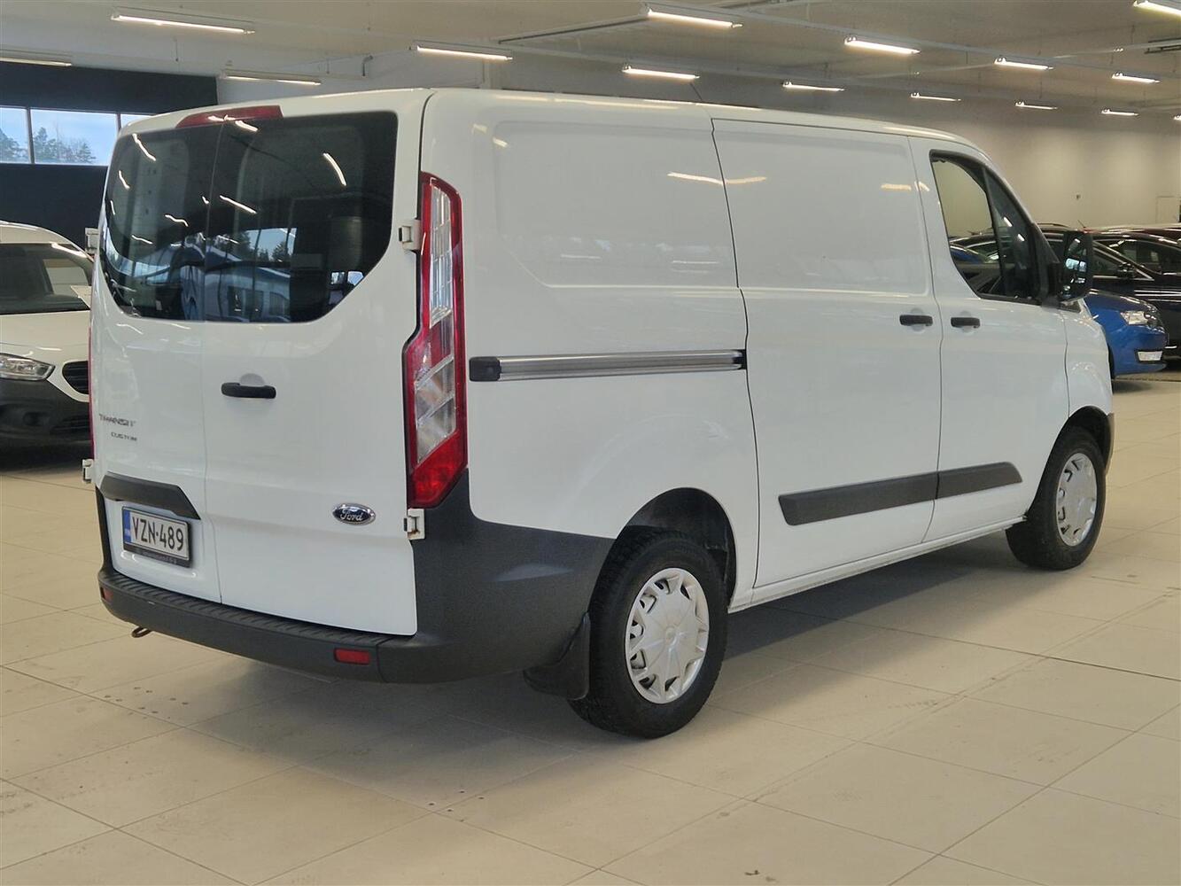 Ford Transit Custom vaihtoauto