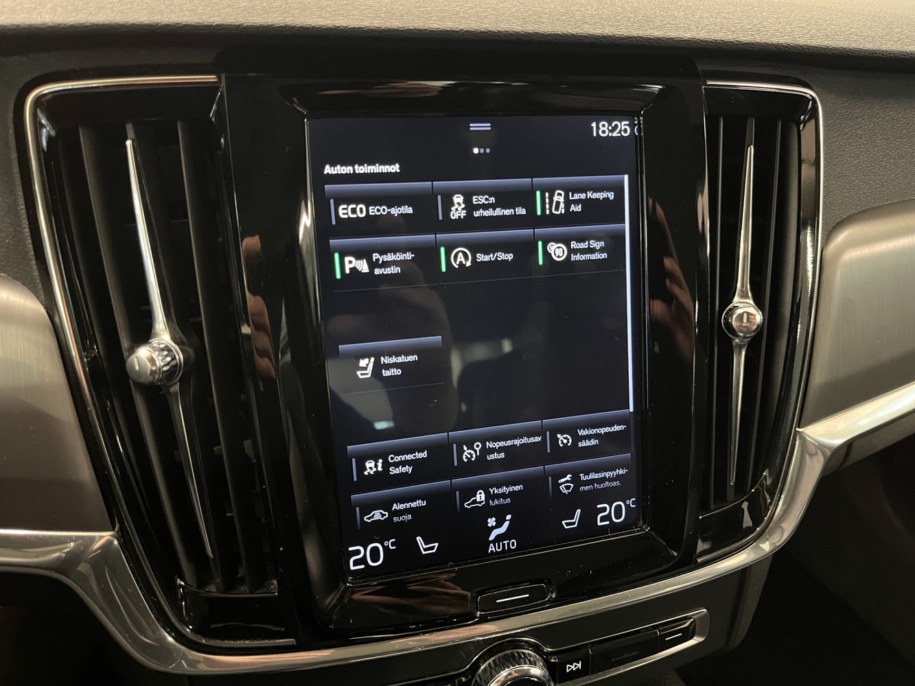 Volvo S90 vaihtoauto