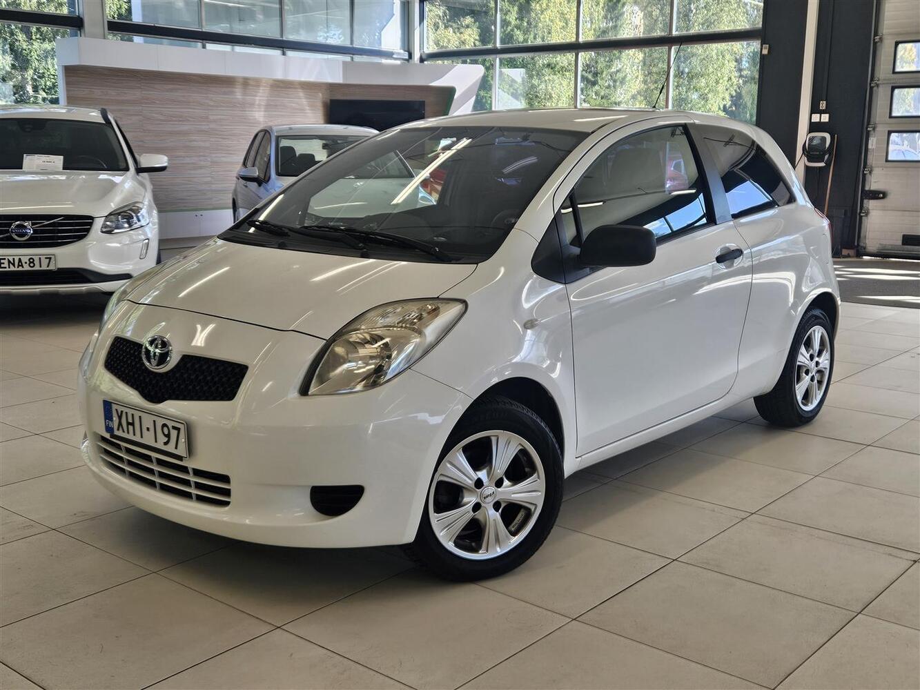 Toyota Yaris vaihtoauto
