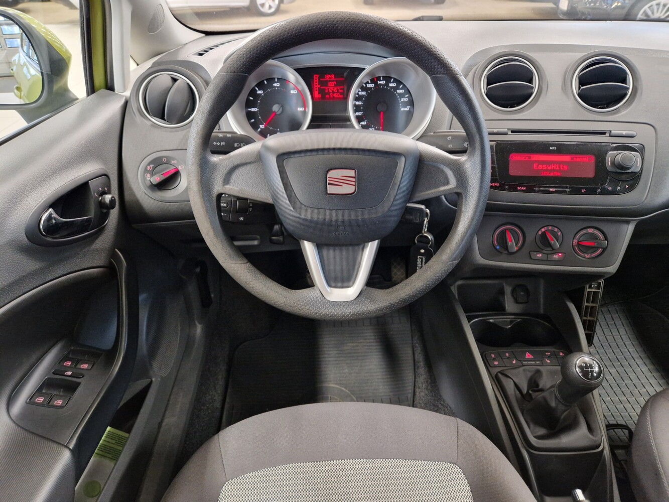 SEAT Ibiza vaihtoauto