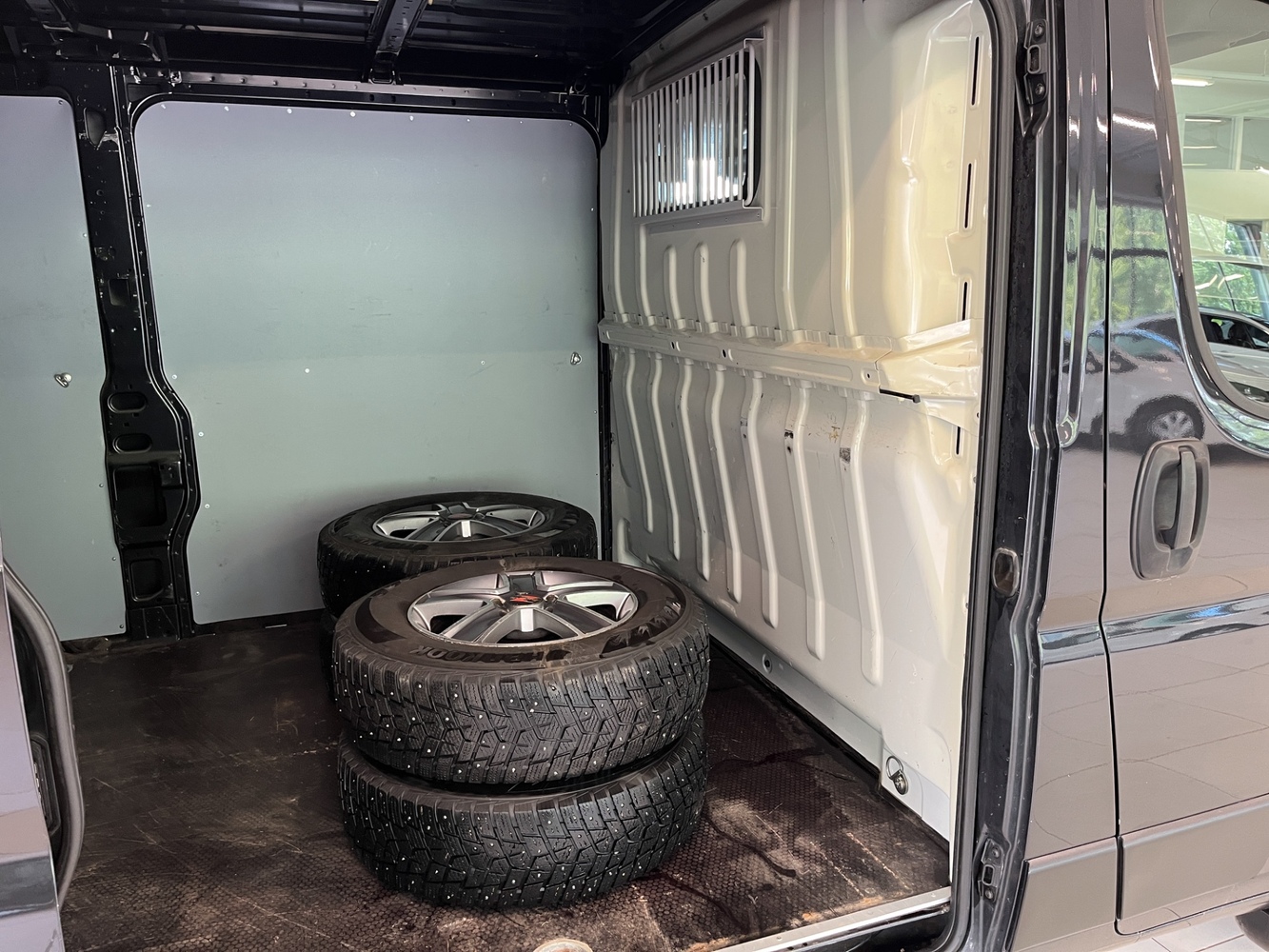 Peugeot Boxer vaihtoauto