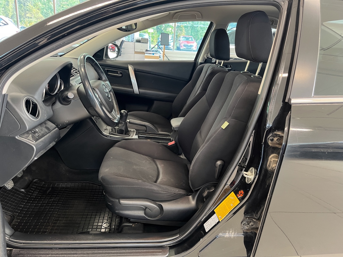 Mazda 6 vaihtoauto