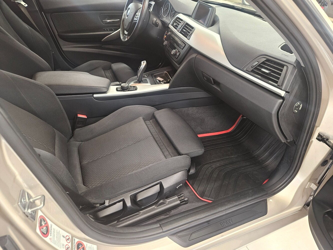 BMW 320 vaihtoauto