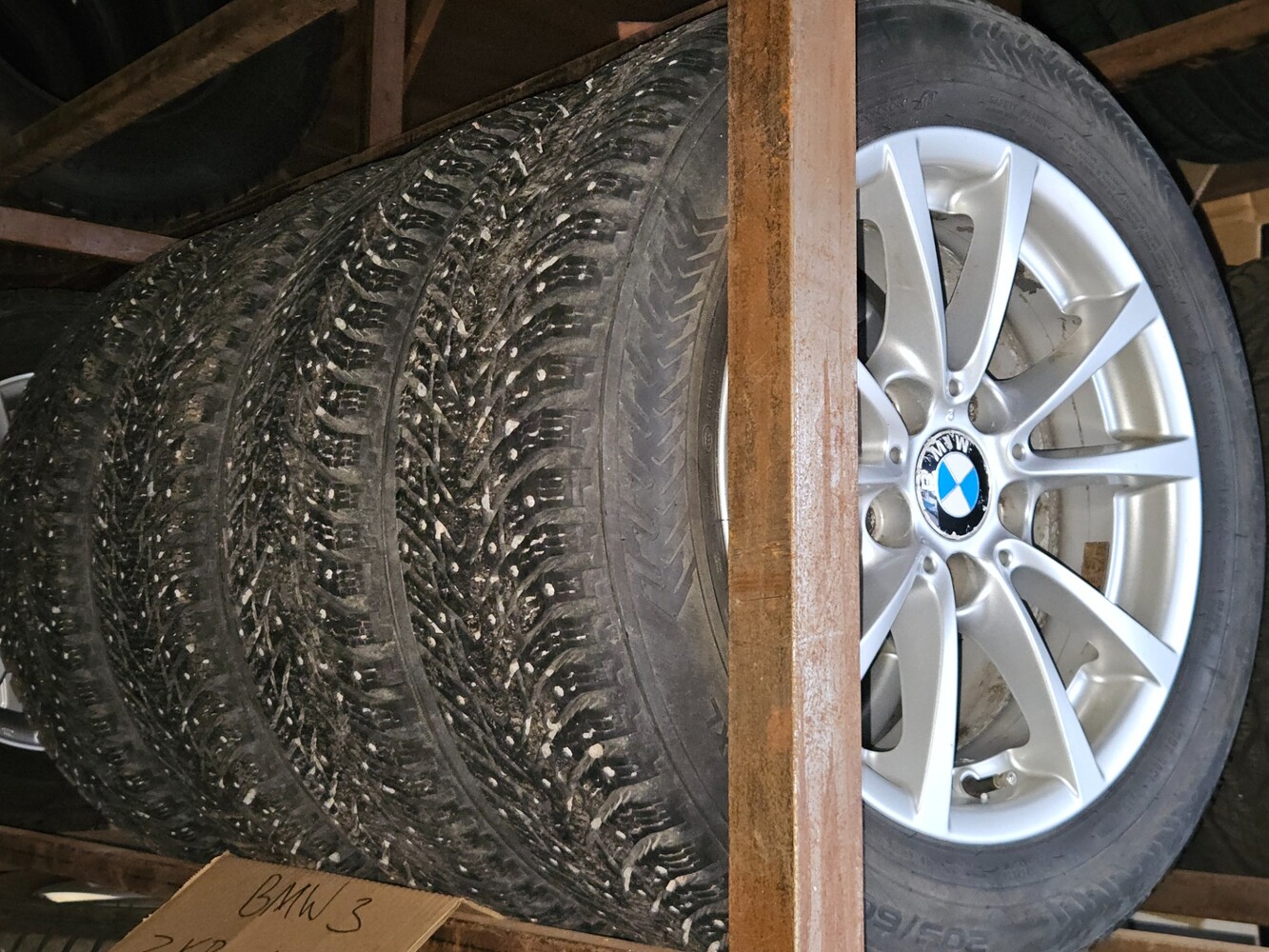 BMW 320 vaihtoauto