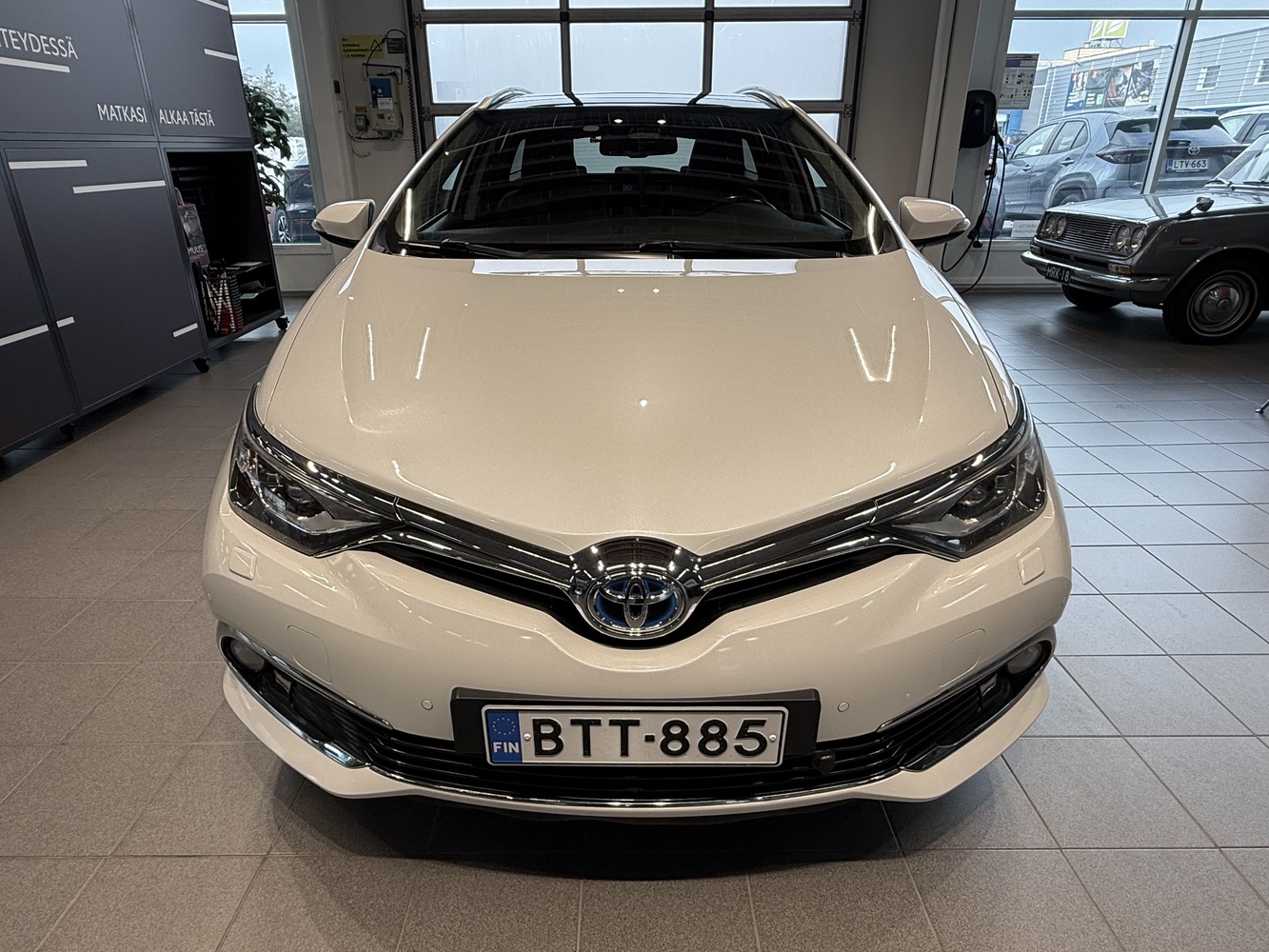 Toyota Auris vaihtoauto