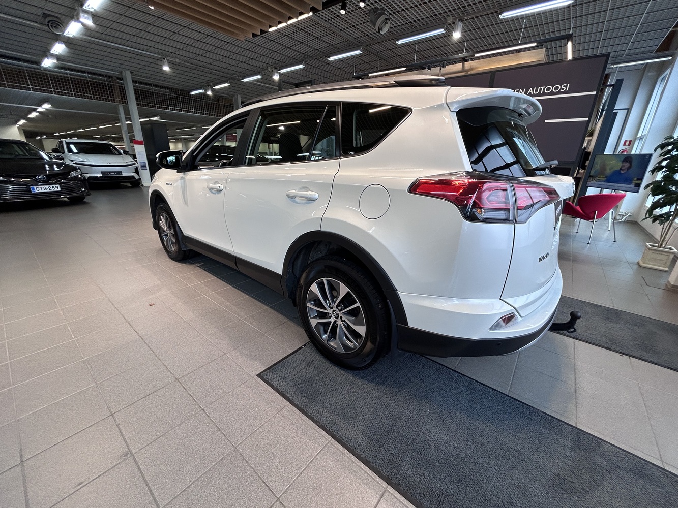 Toyota RAV4 vaihtoauto