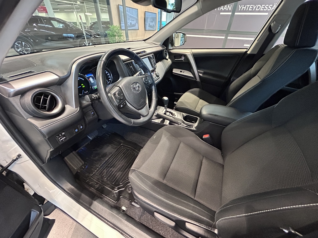 Toyota RAV4 vaihtoauto