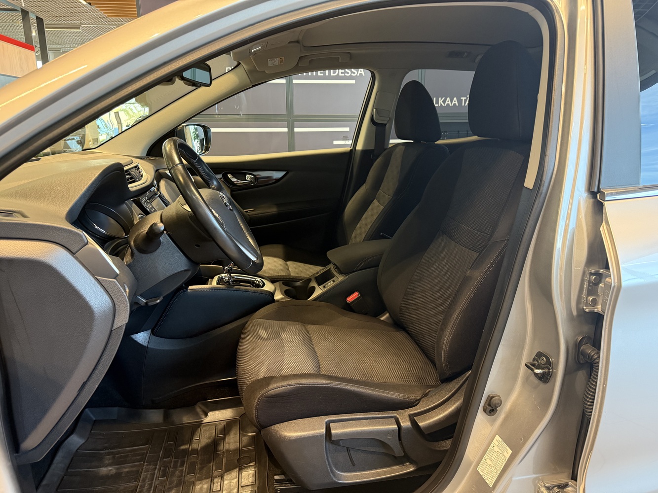 Nissan Qashqai vaihtoauto