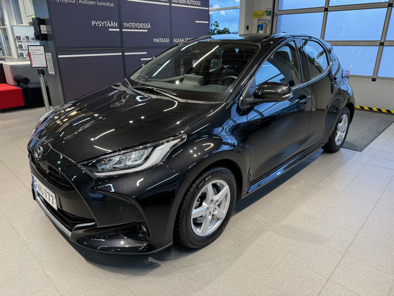 Mazda Mazda2 Hybrid vaihtoauto