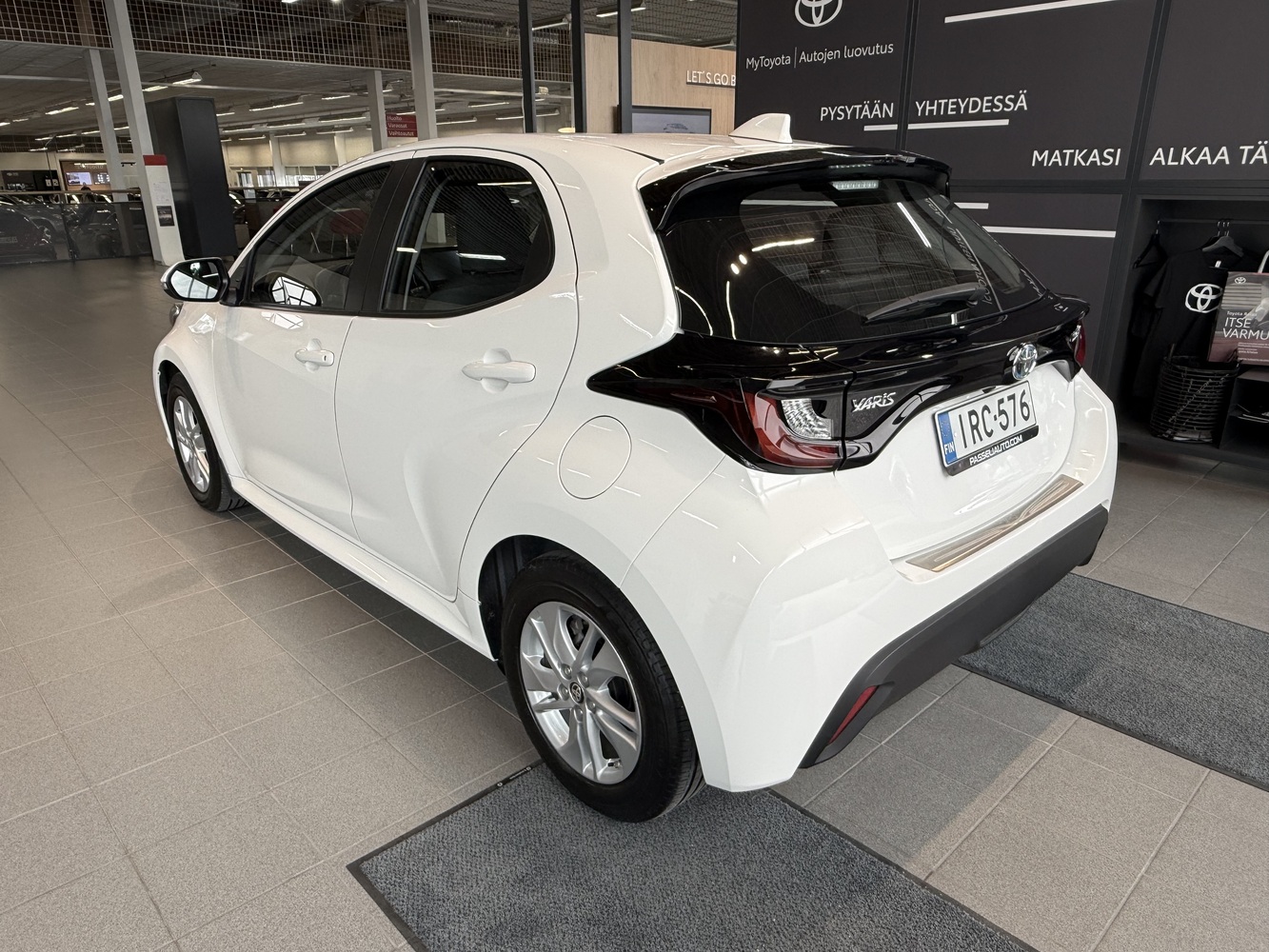 Toyota Yaris vaihtoauto