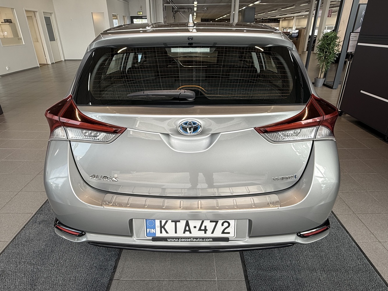 Toyota Auris vaihtoauto