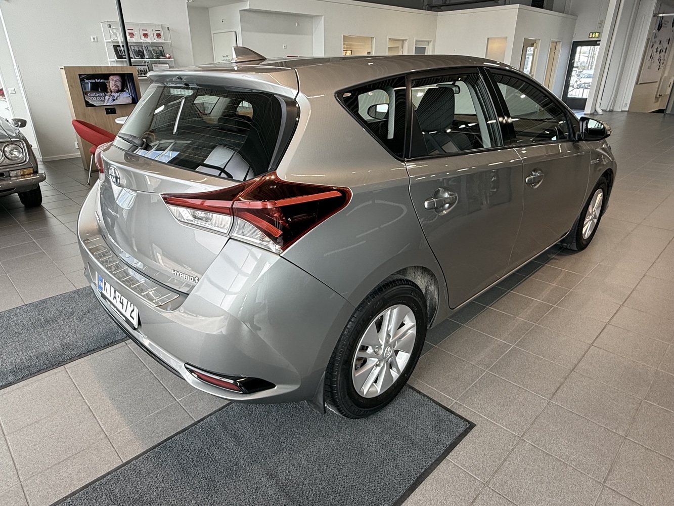 Toyota Auris vaihtoauto