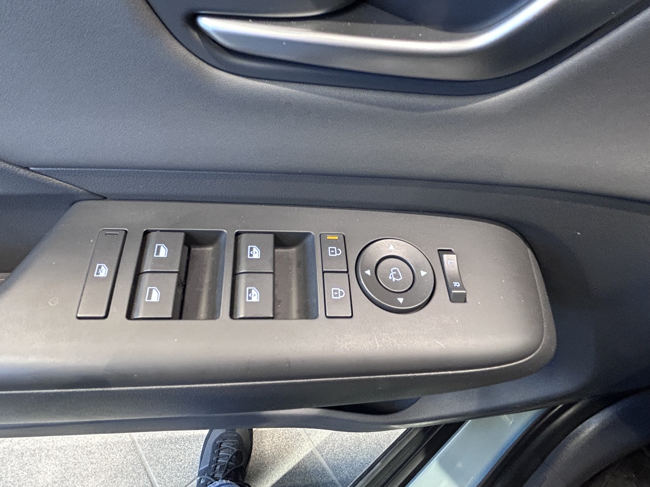 Hyundai KONA Hybrid vaihtoauto