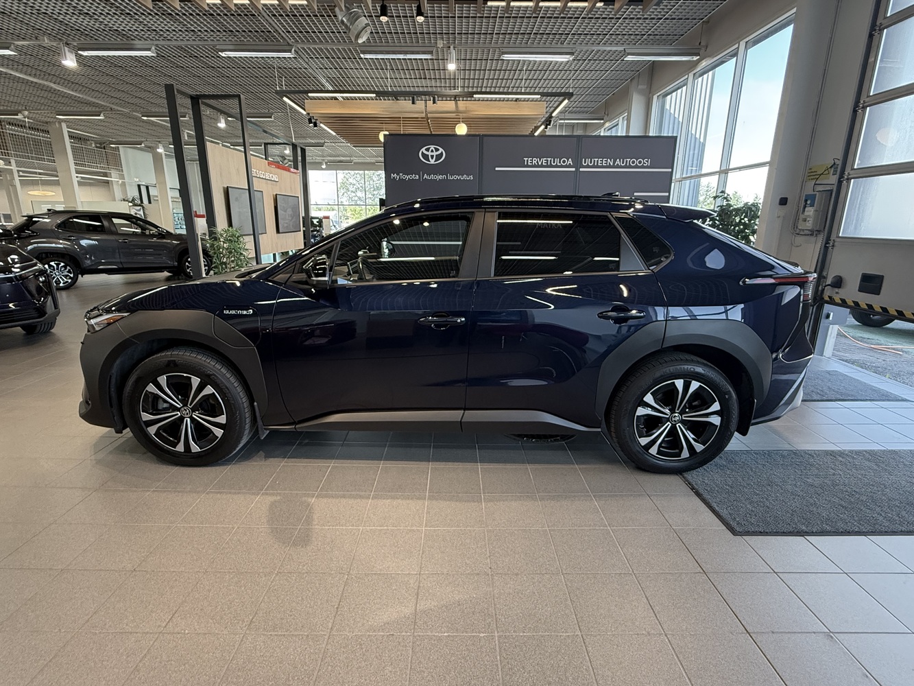 Toyota bZ4X vaihtoauto