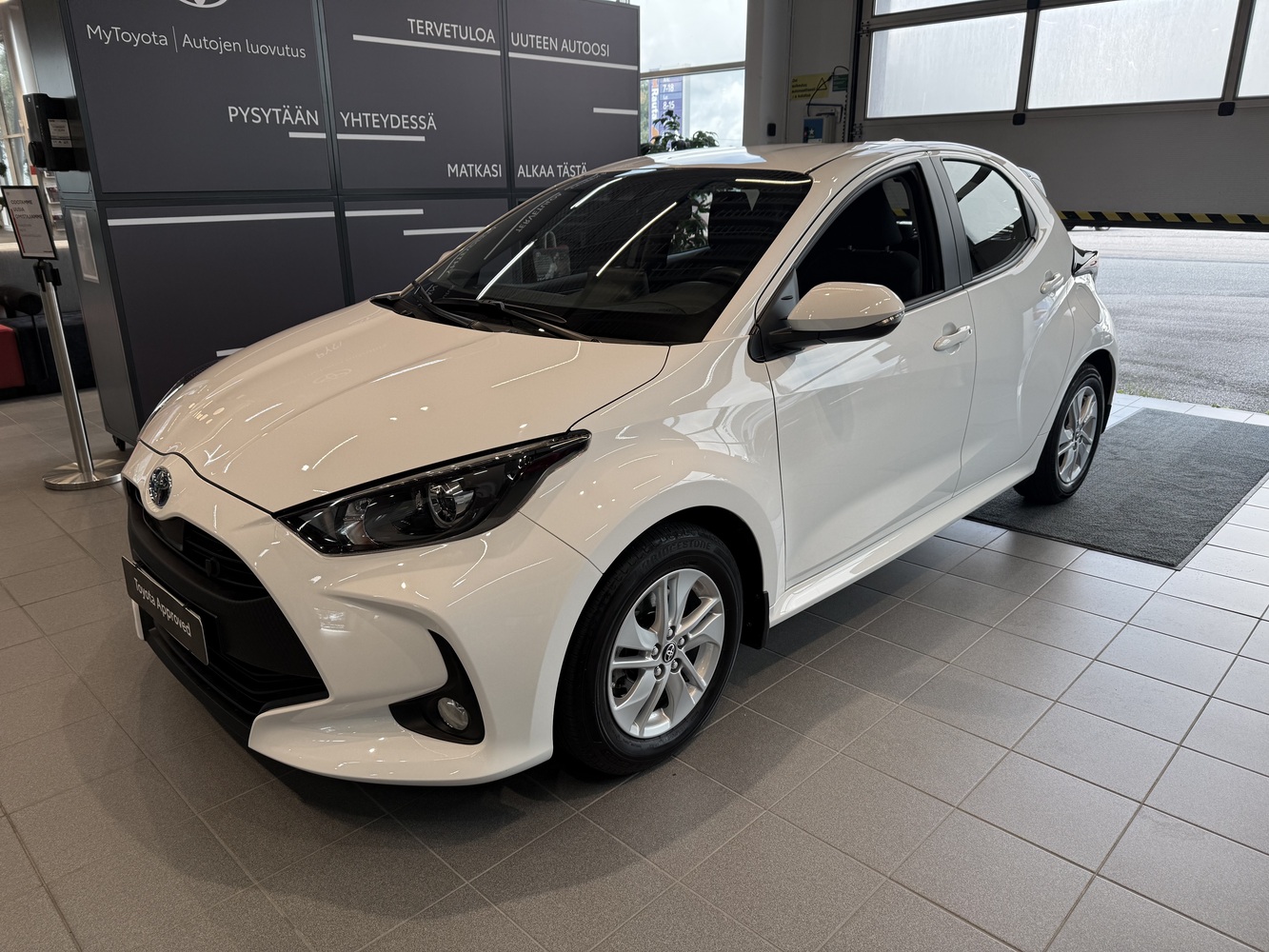 Toyota Yaris vaihtoauto