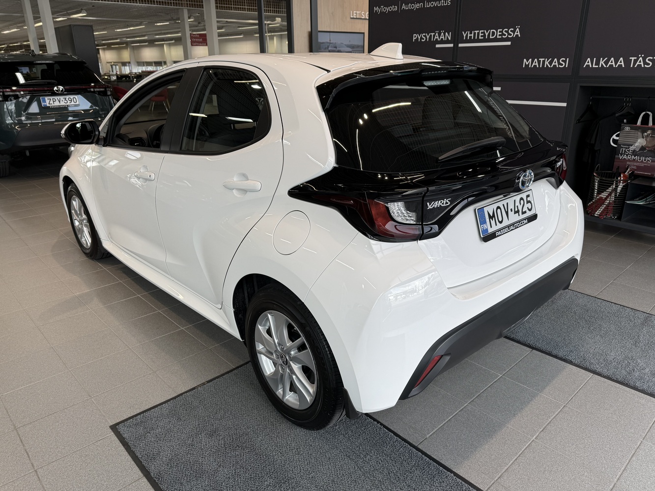 Toyota Yaris vaihtoauto
