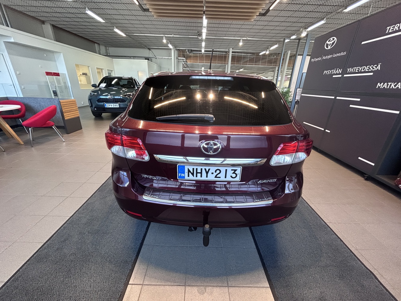 Toyota Avensis vaihtoauto
