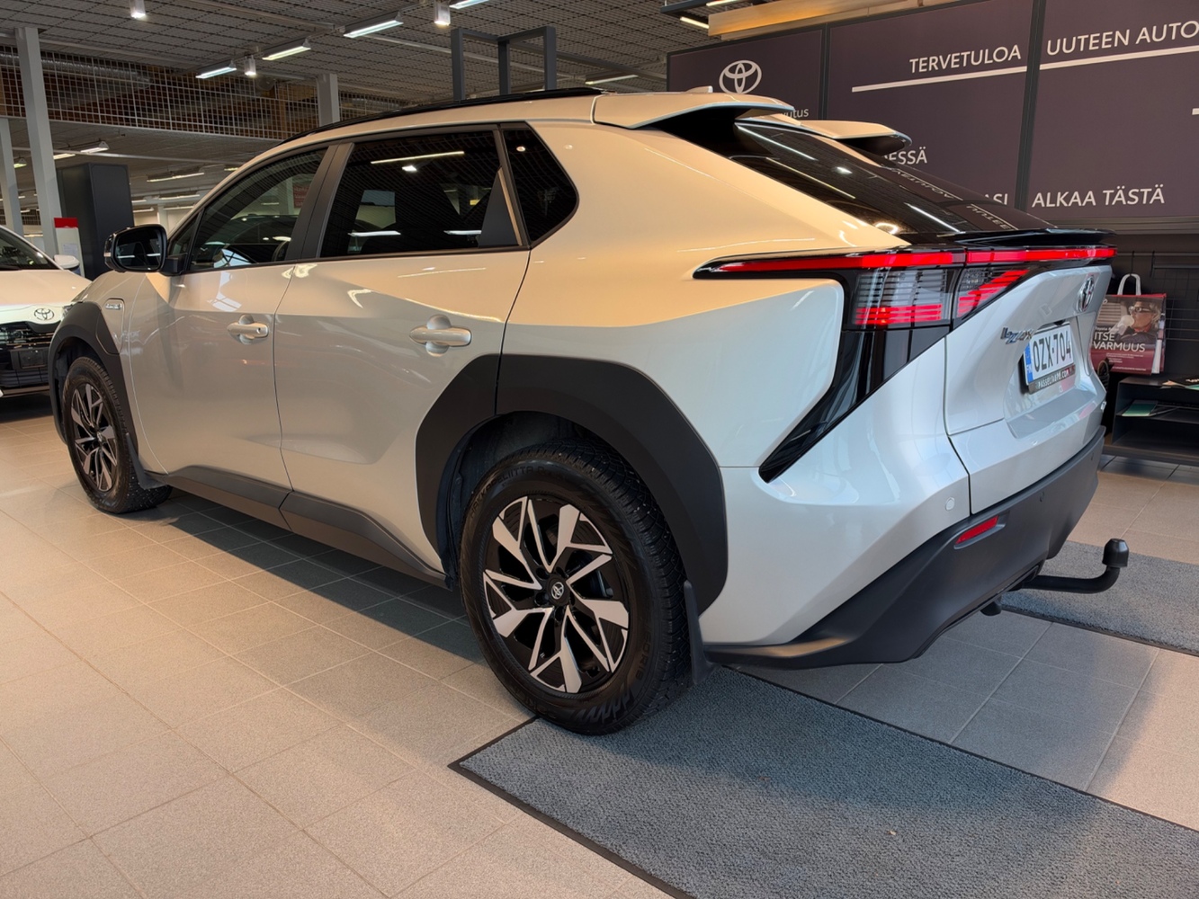 Toyota bZ4X vaihtoauto