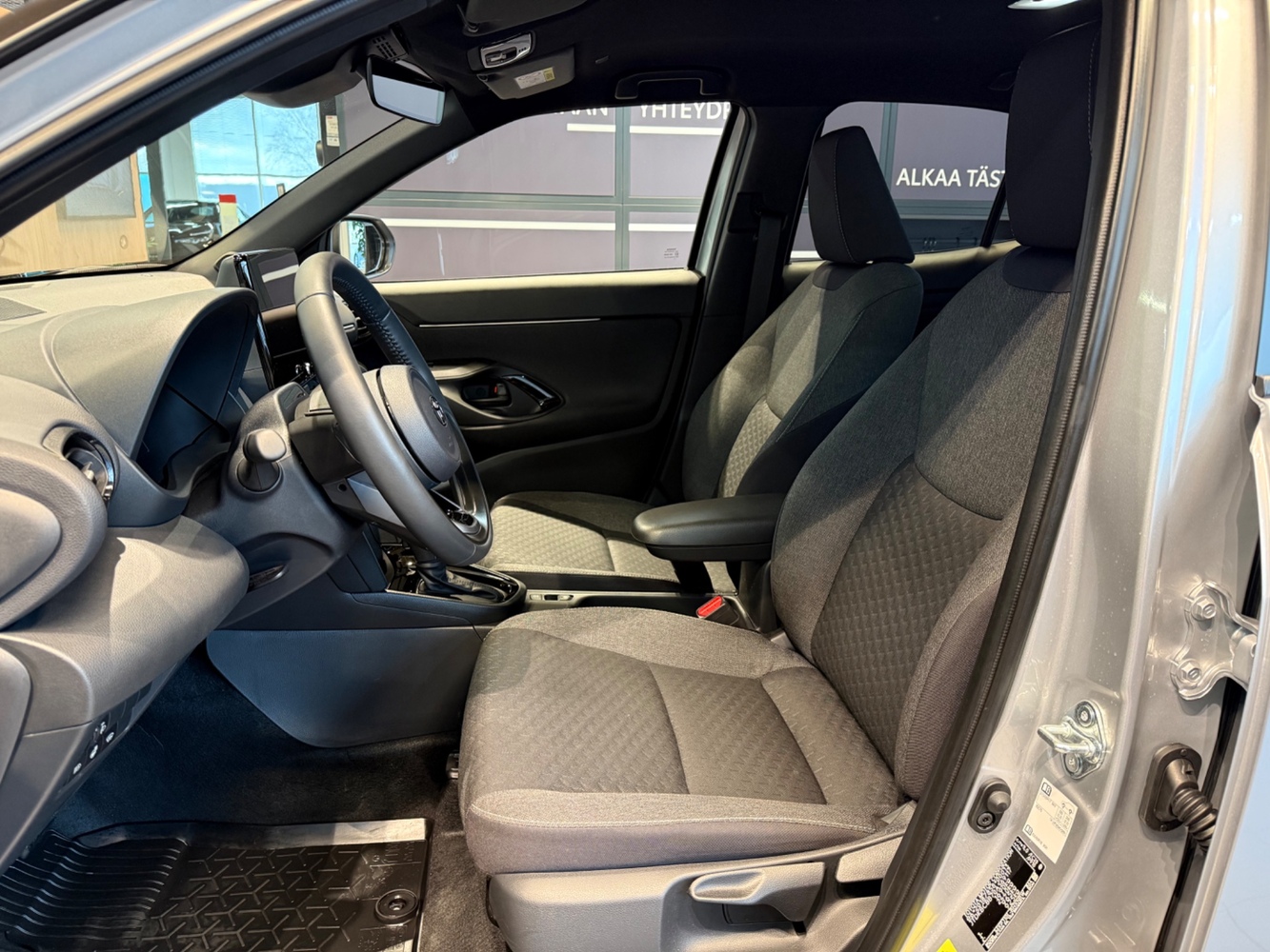Toyota Yaris Cross vaihtoauto