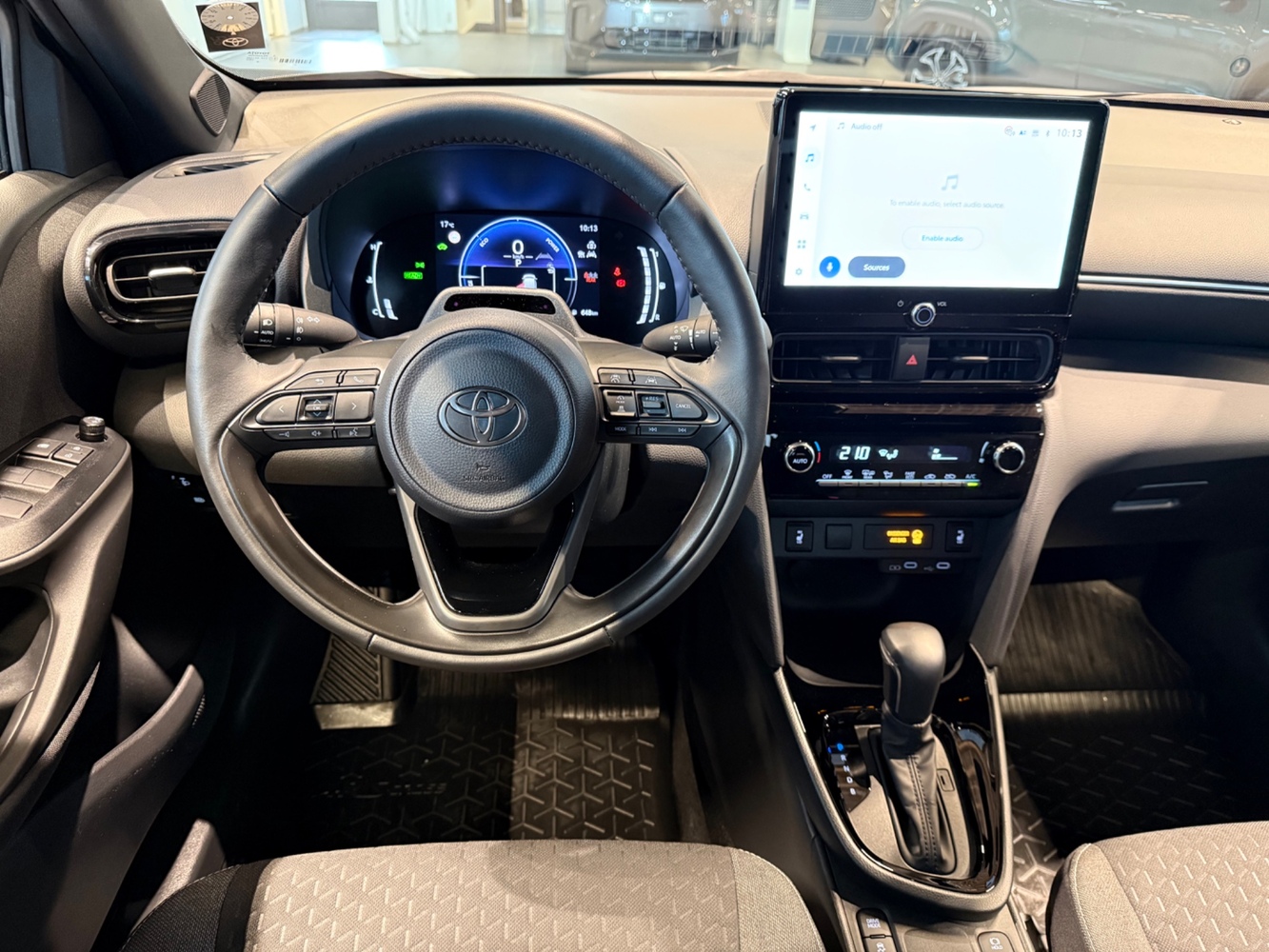 Toyota Yaris Cross vaihtoauto