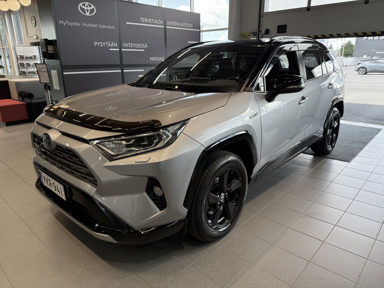 Toyota RAV4 vaihtoauto