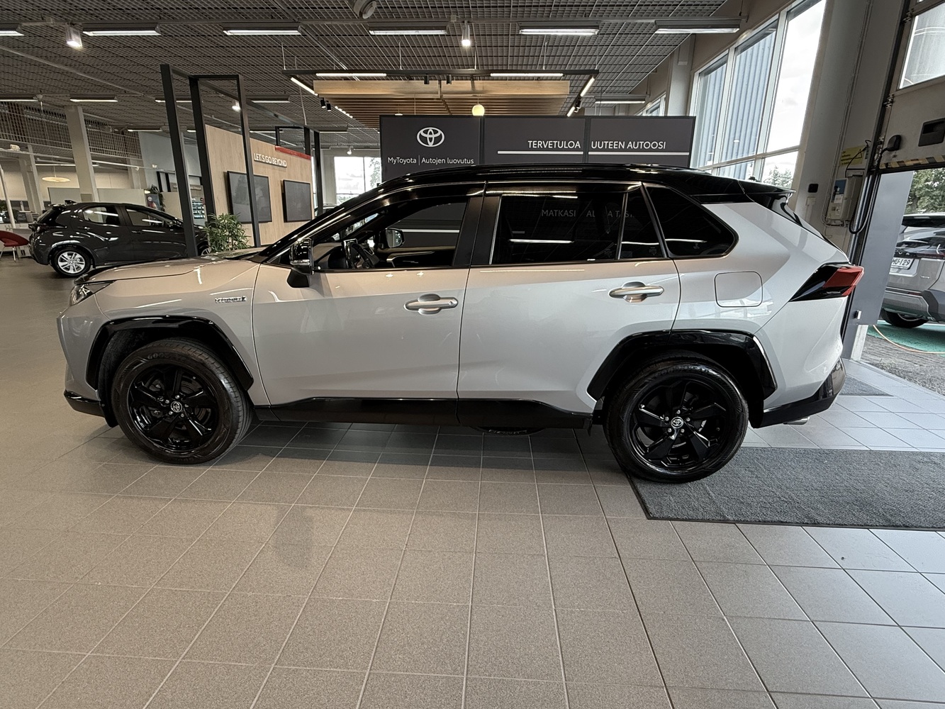 Toyota RAV4 vaihtoauto