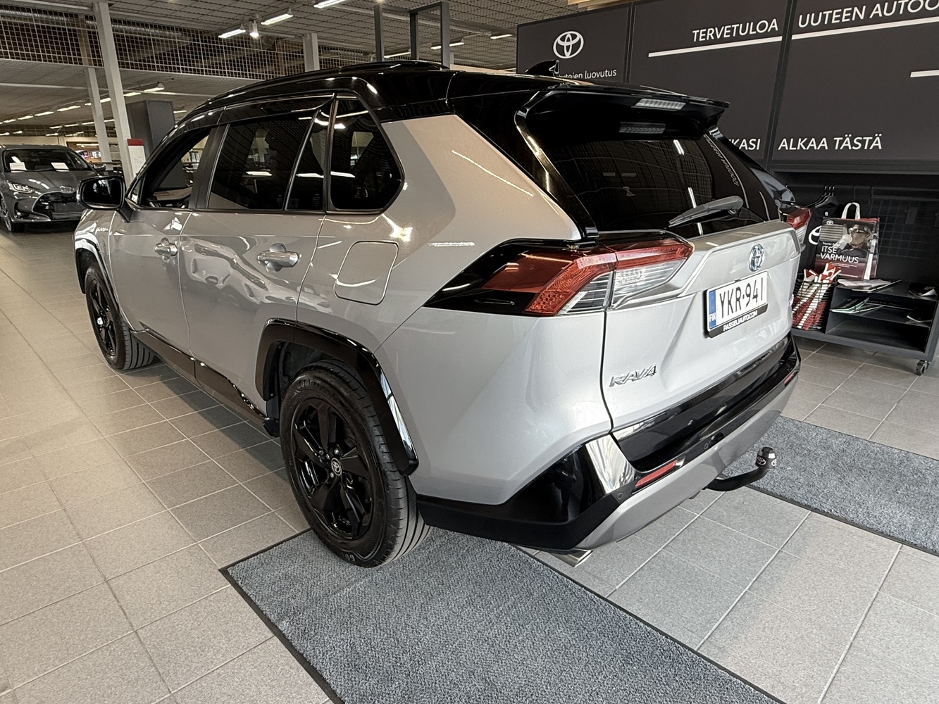 Toyota RAV4 vaihtoauto