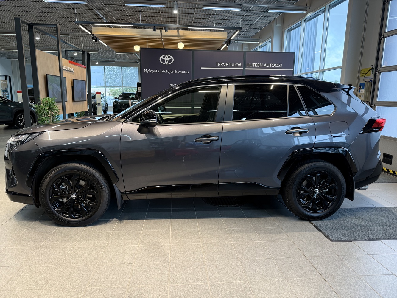 Toyota RAV4 vaihtoauto