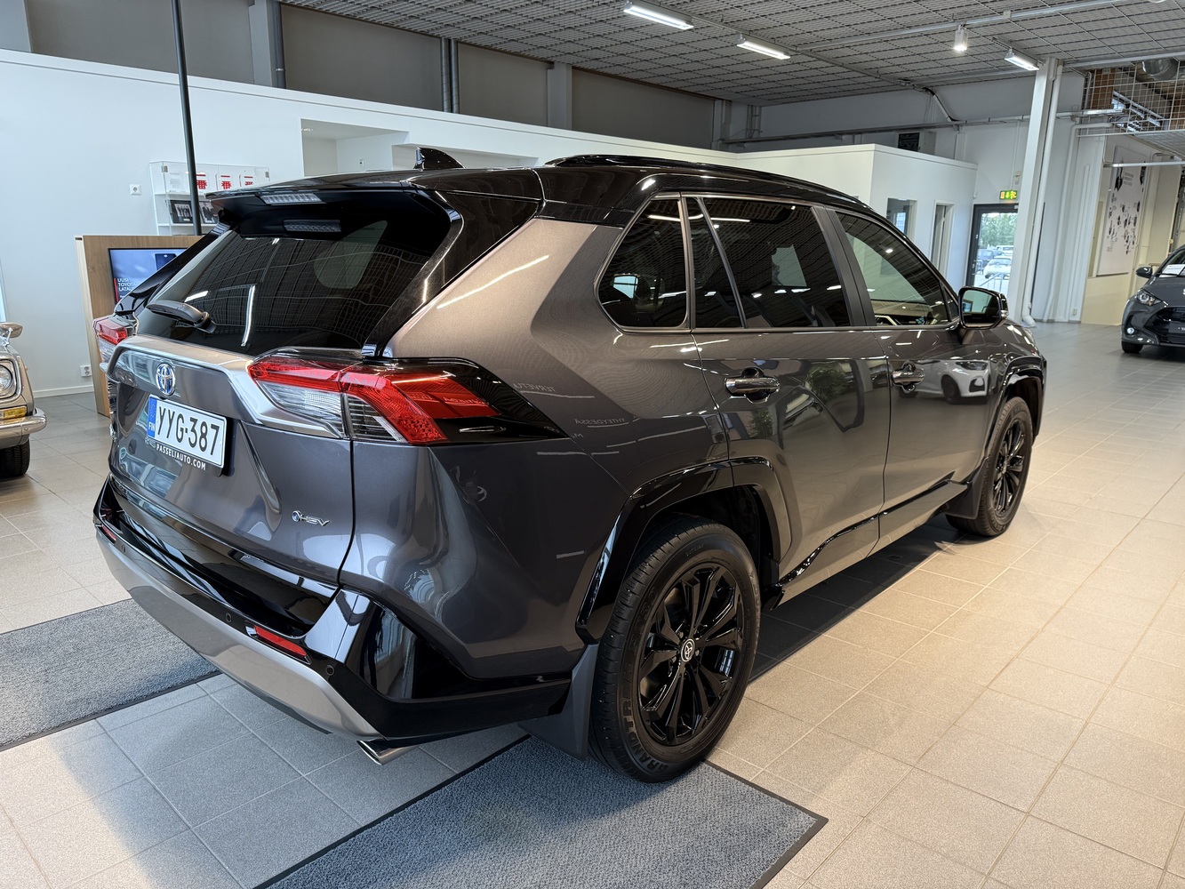 Toyota RAV4 vaihtoauto
