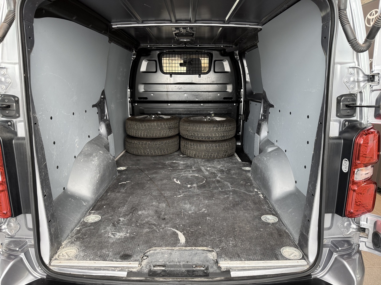 Toyota Proace vaihtoauto