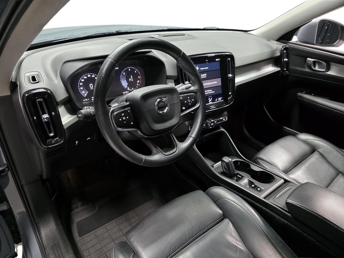 Volvo XC40 vaihtoauto