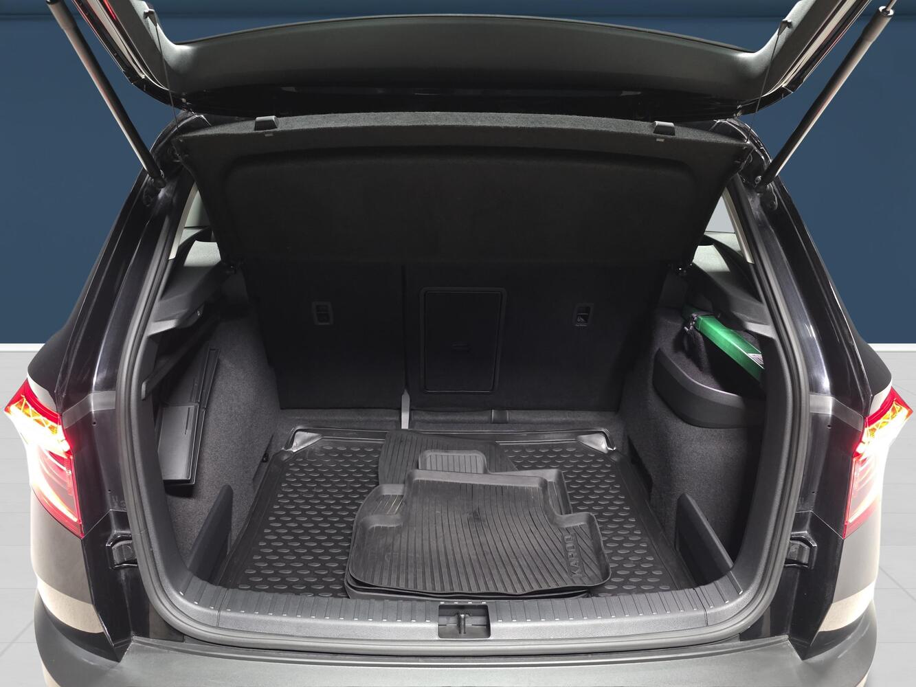 Skoda Karoq vaihtoauto