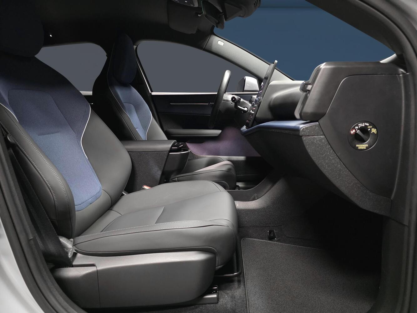 Volvo EX30 vaihtoauto