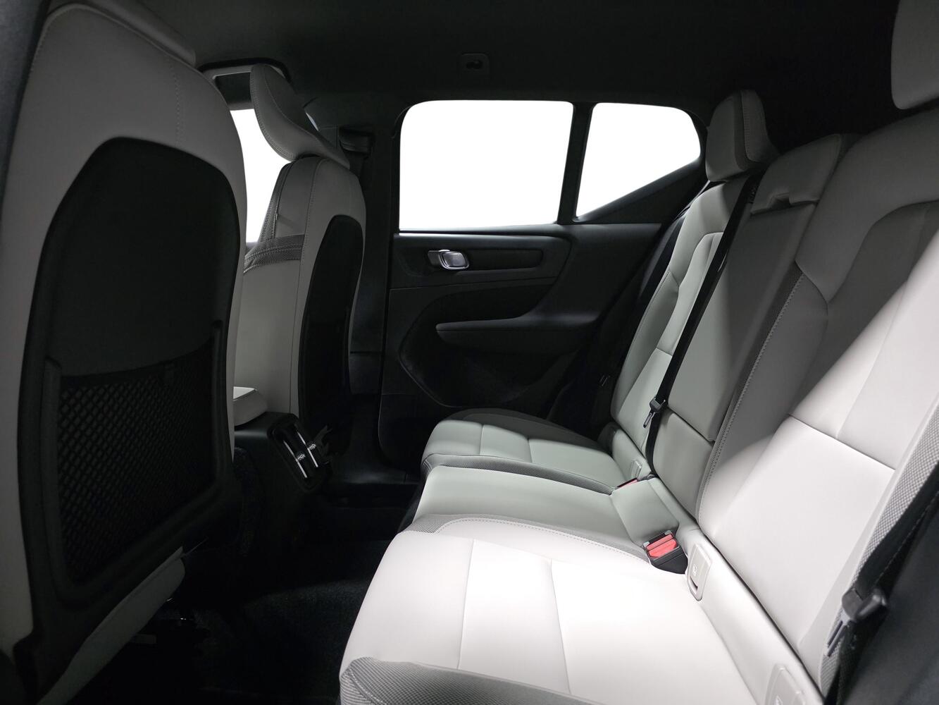 Volvo EX40 vaihtoauto