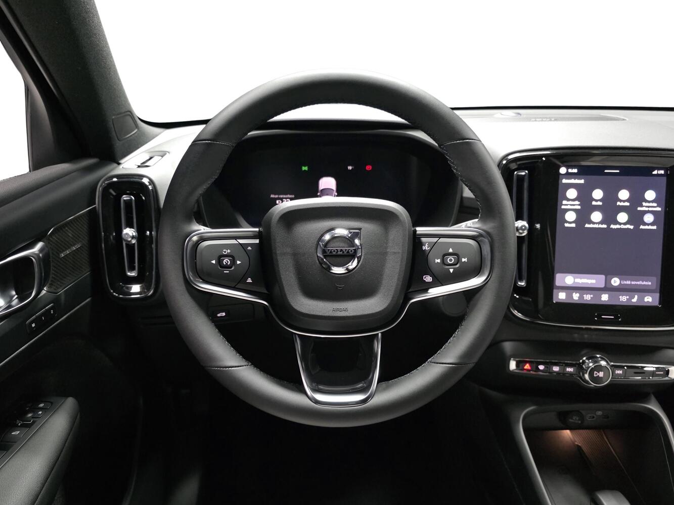 Volvo EX40 vaihtoauto