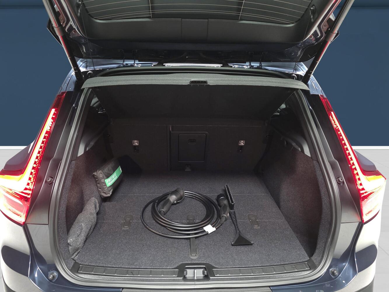 Volvo EX40 vaihtoauto