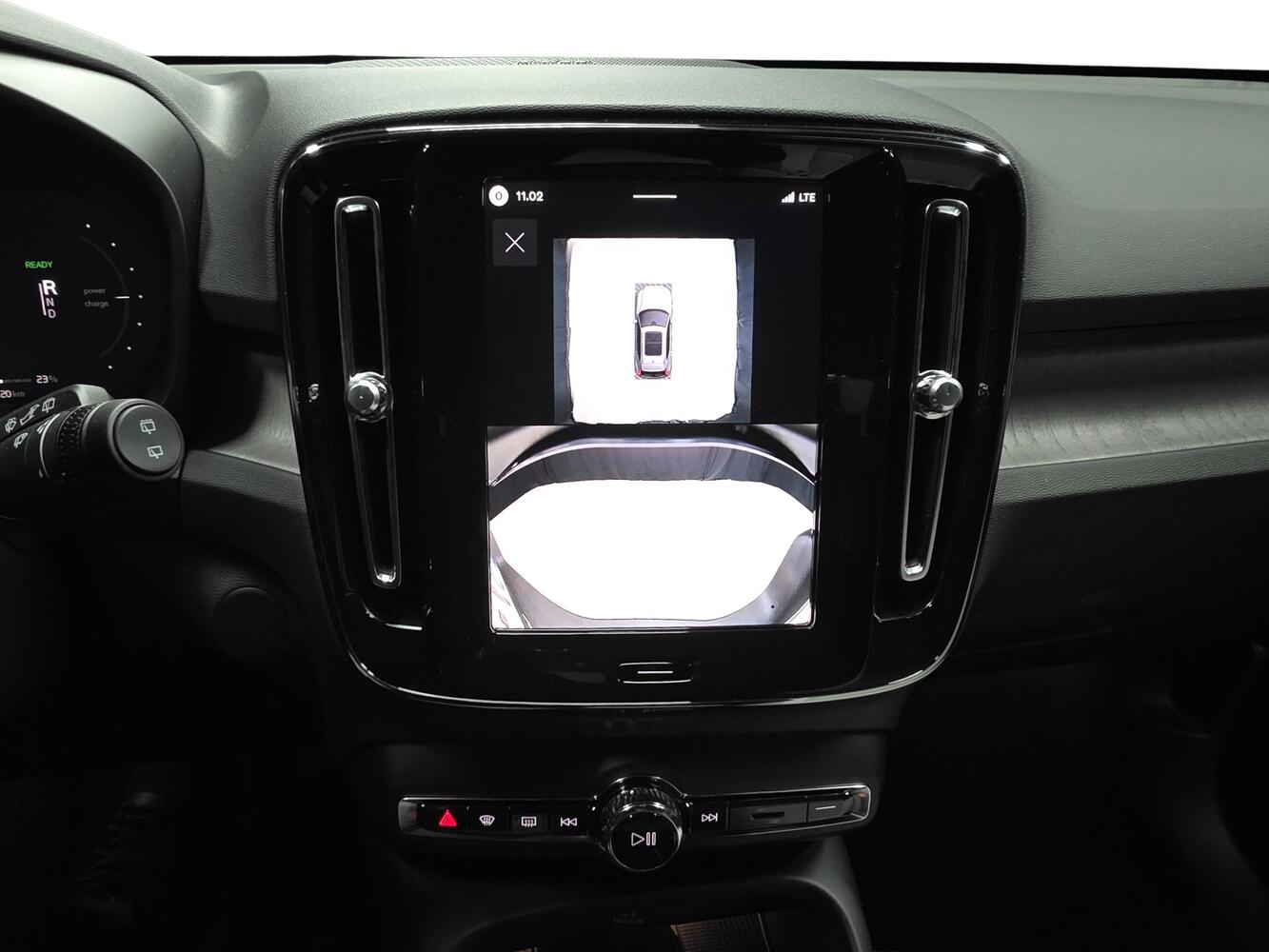 Volvo EX40 vaihtoauto