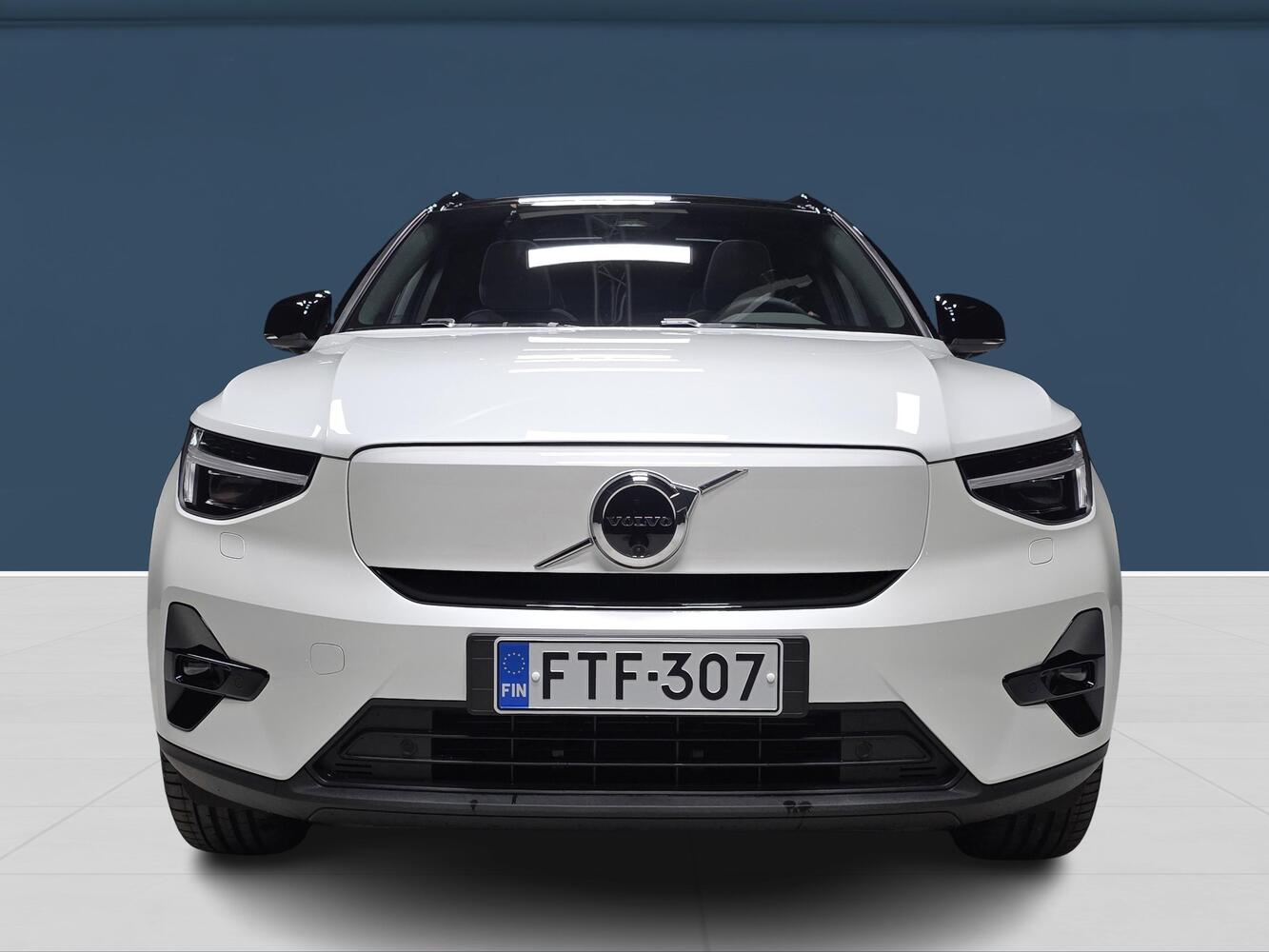 Volvo EX40 vaihtoauto