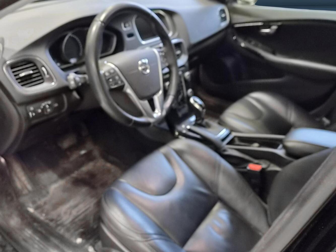 Volvo V40 vaihtoauto