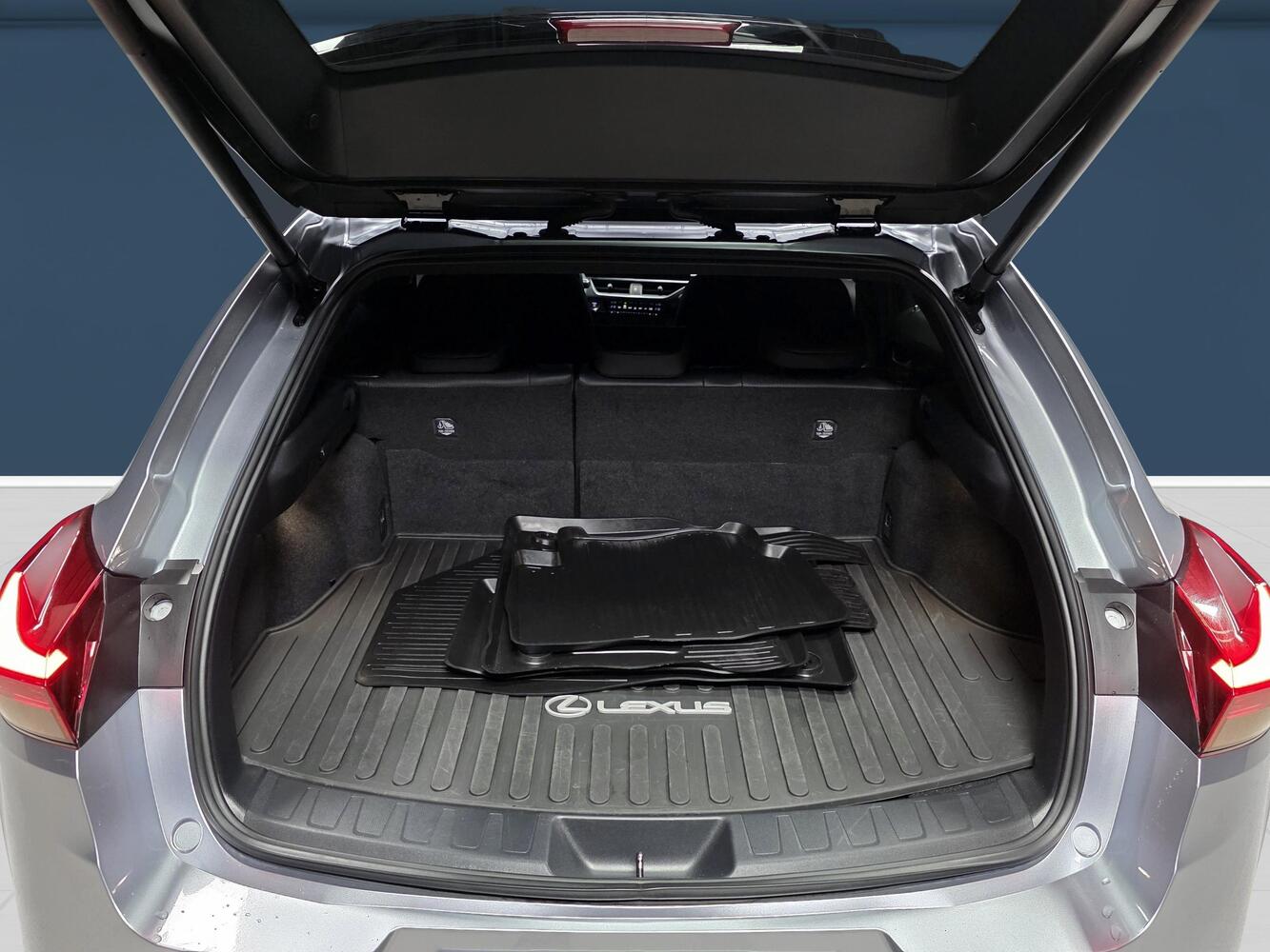 Lexus UX vaihtoauto