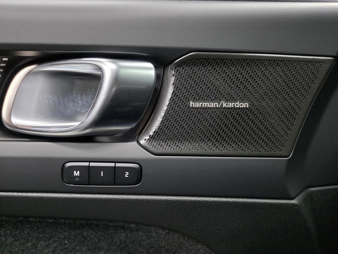 Volvo EX40 vaihtoauto