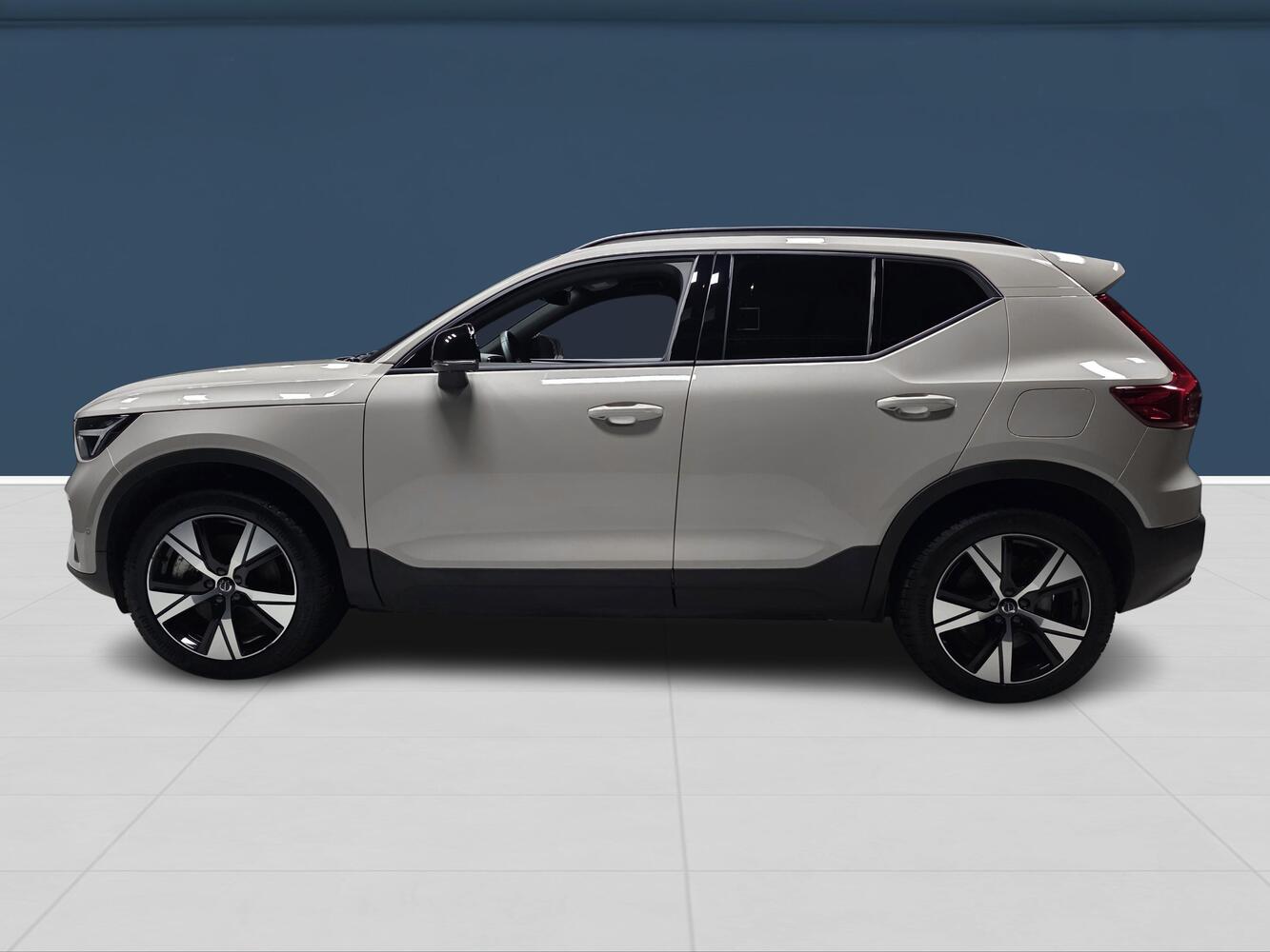 Volvo EX40 vaihtoauto