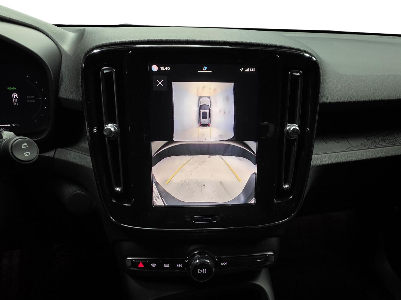 Volvo EX40 vaihtoauto