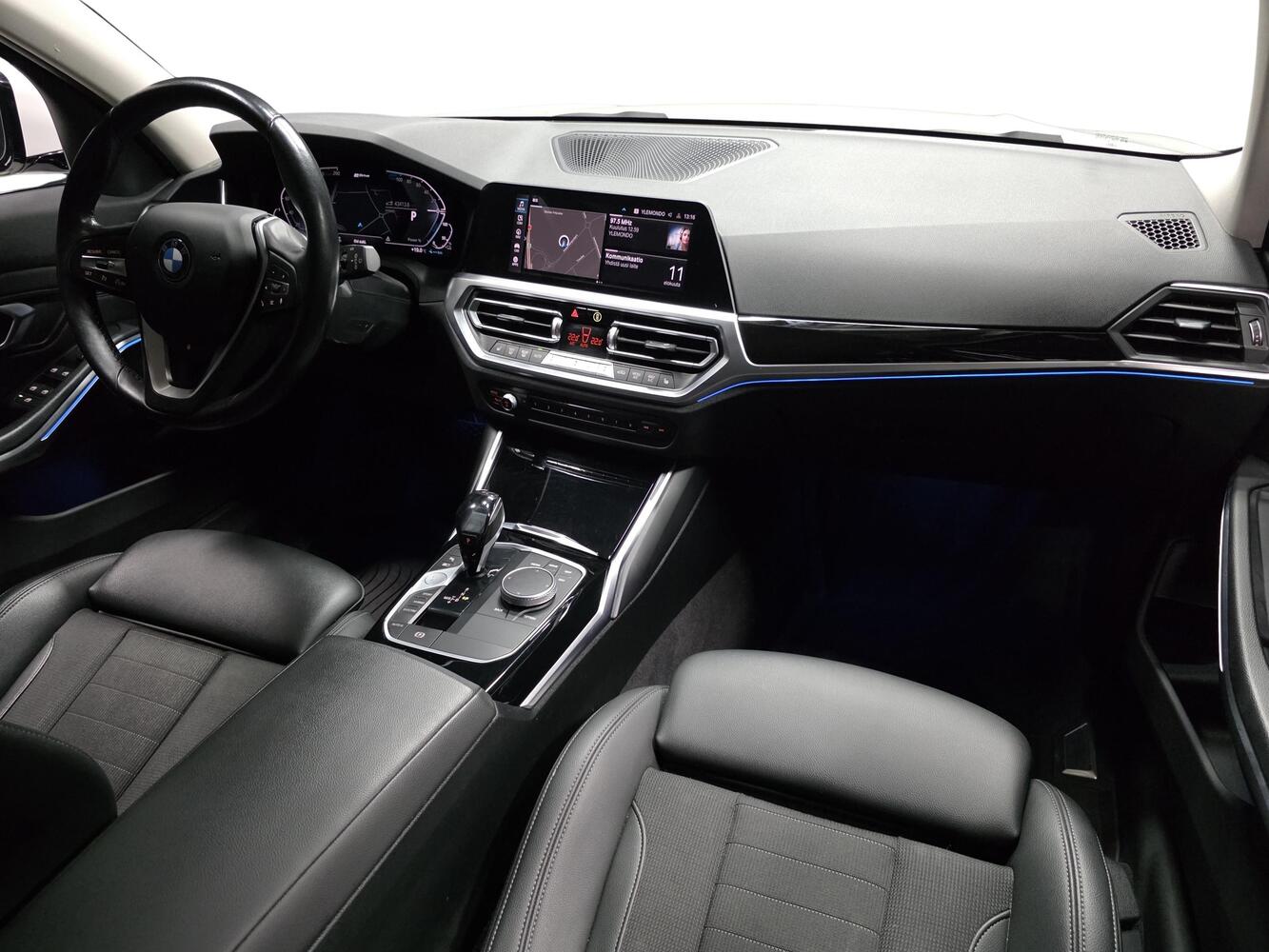 BMW 330 vaihtoauto