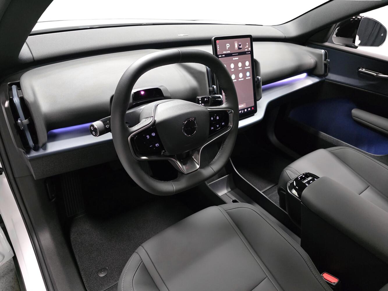 Volvo EX30 Cross Country vaihtoauto