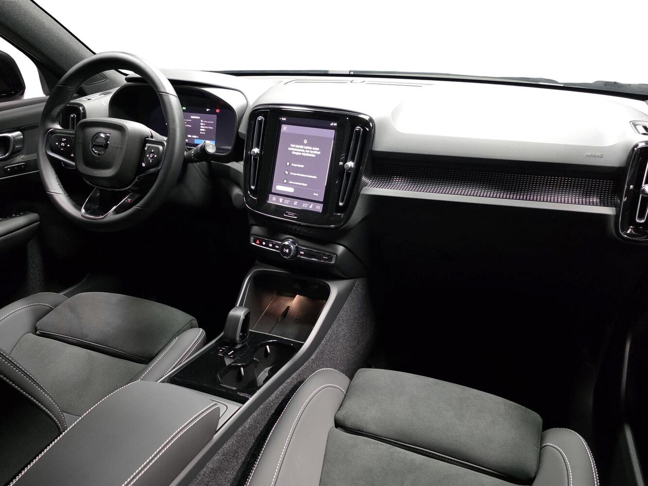 Volvo EX40 vaihtoauto